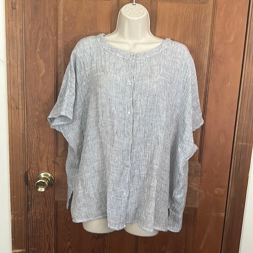 Tahari Women’s Linen Square Cut Button Up Shirt Size Small